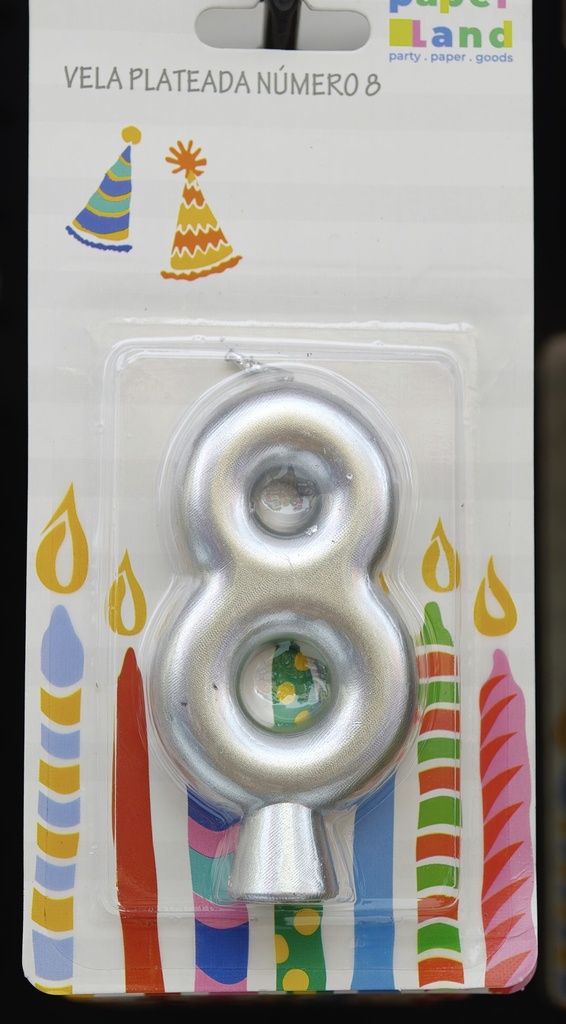 M137P-8 VELAS NUMERO PLATEADA No. 8 7452102875377