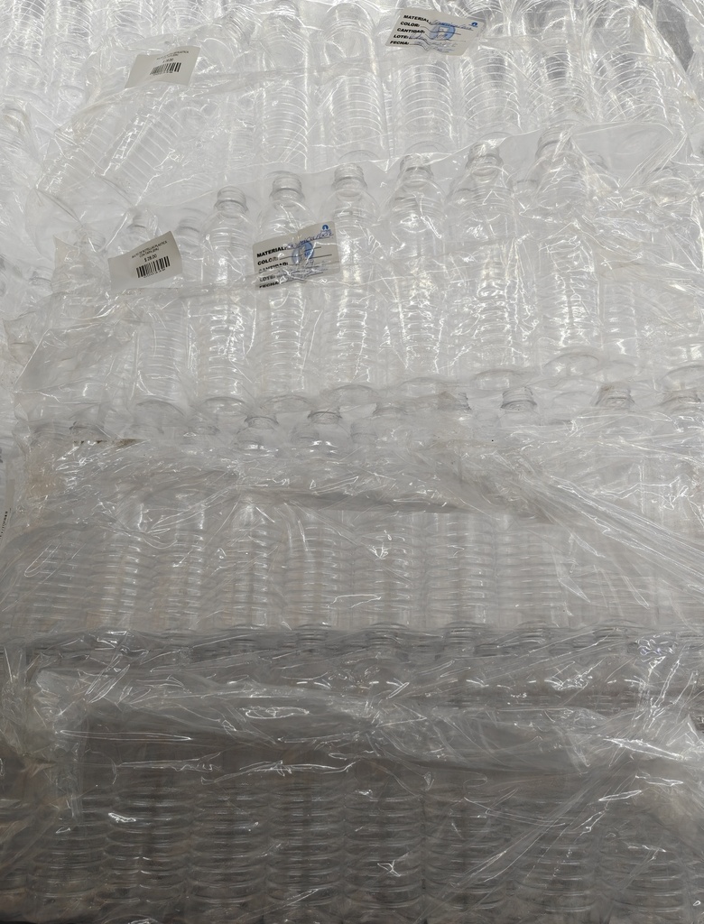 BULTO DE BOTELLAS PLASTICA CON TAPA 209U